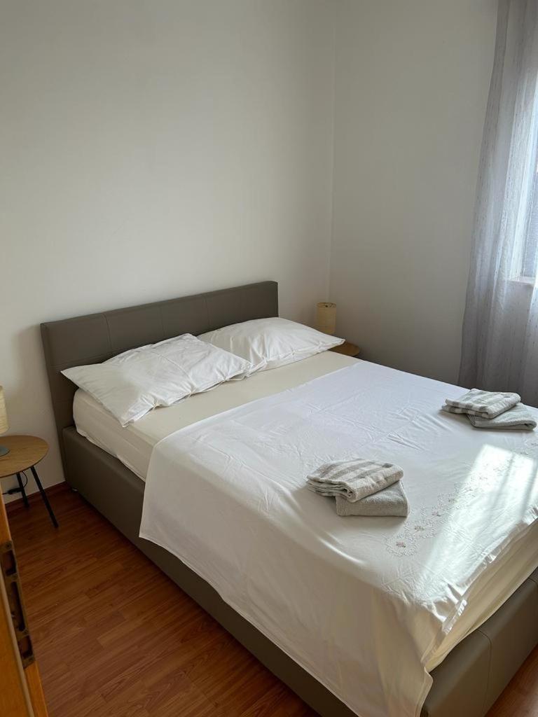 Apartments By The Sea Slatine, Ciovo - 1128 Luaran gambar