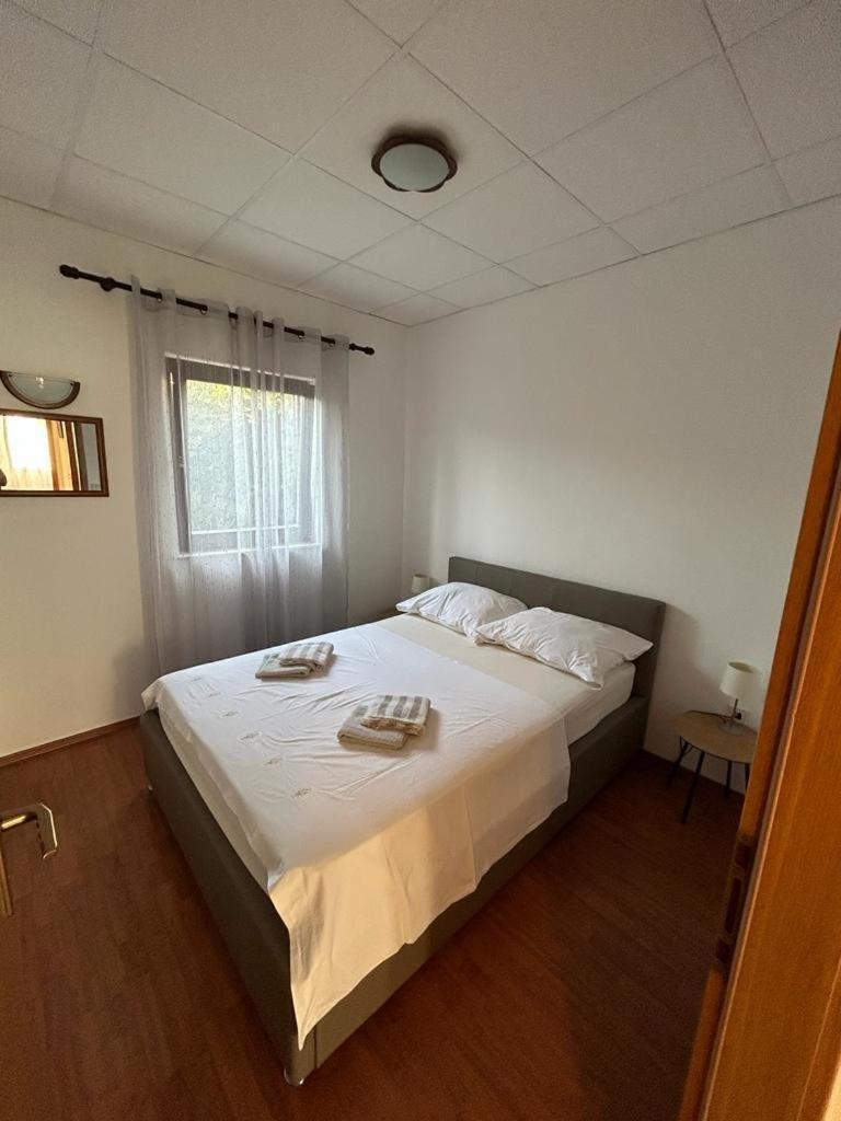Apartments By The Sea Slatine, Ciovo - 1128 Luaran gambar