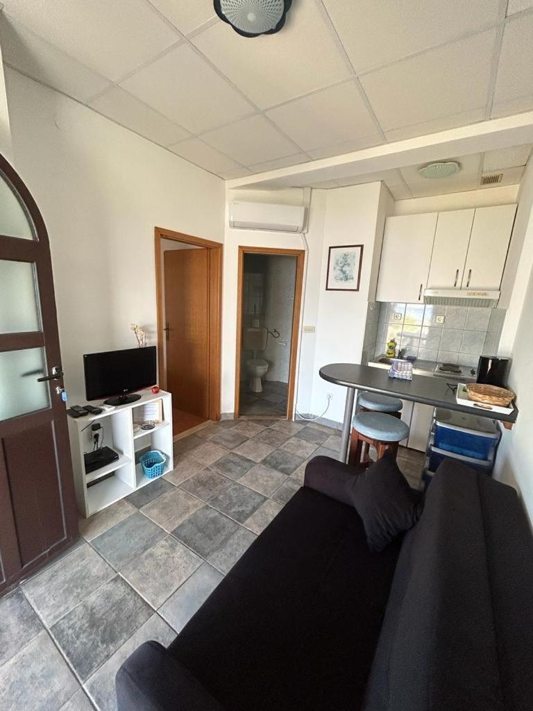 Apartments By The Sea Slatine, Ciovo - 1128 Luaran gambar